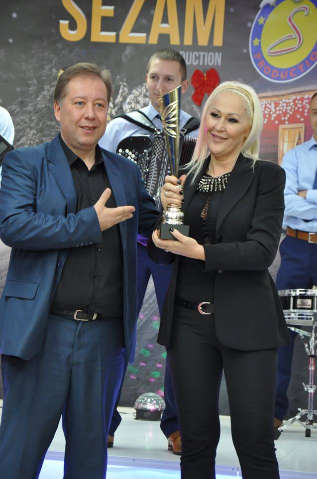 PEVAČICA MILKA MIT I NENAD ŠKUNDRIĆ PRIPREMAJU IZNENAĐENJE KOJE ĆE SVE OSTAVITI BEZ DAHA!