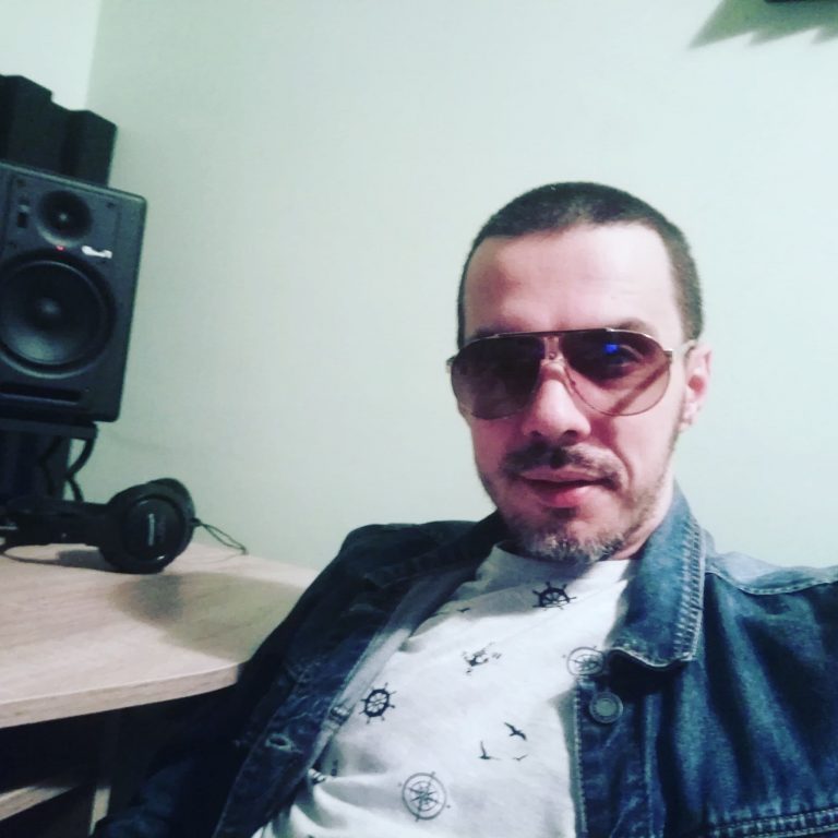 Bojan Tomović : Dva puta sam pokušao da se ubijem, ali sada želim da živim