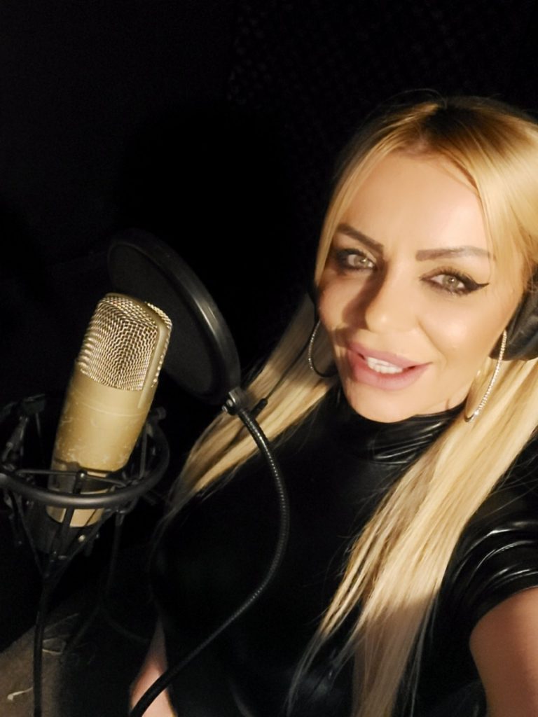 TIJANA KUZMAN, SNIMILA NOVI COVER (VIDEO)