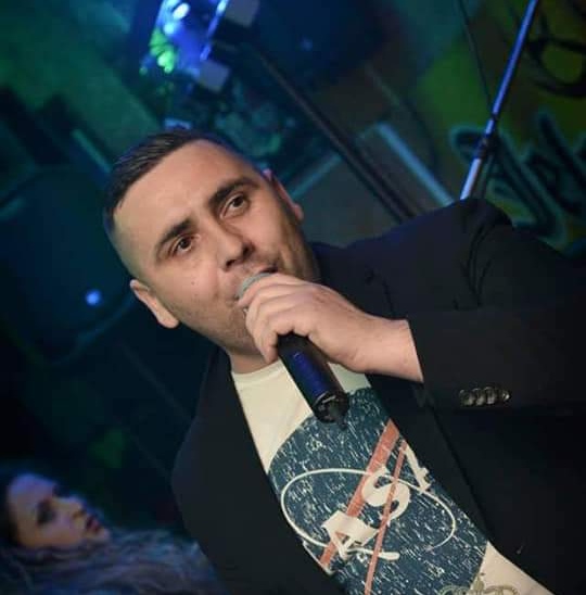 “PRAVO NA LJUBAV” NOVA PESMA DEJANA BRKIĆA (VIDEO)
