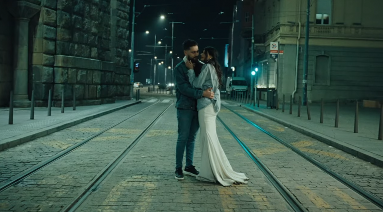 “DJEVOJAČKO VEČE”, COLLAPSE BEND REĐA HIT ZA HITOM!