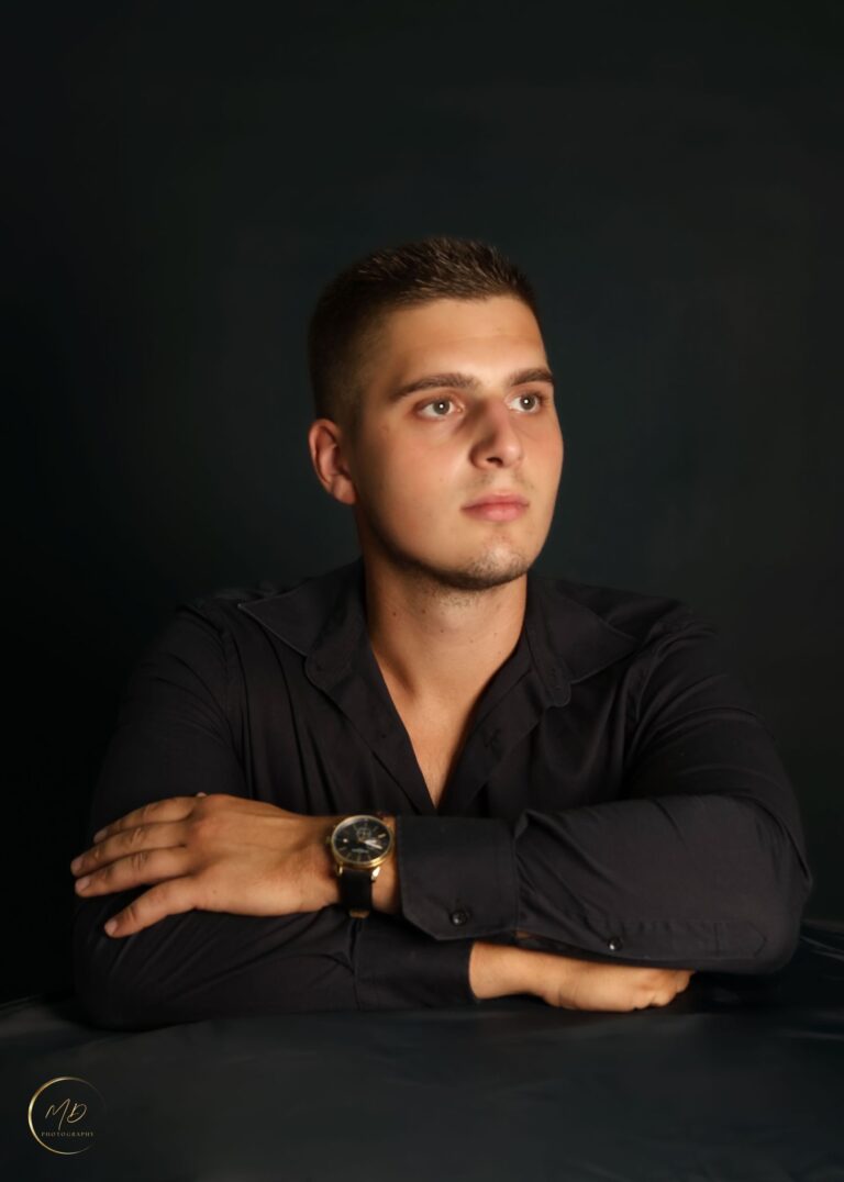“Tebi oče”, Deni Kurtović uradio novu pjesmu