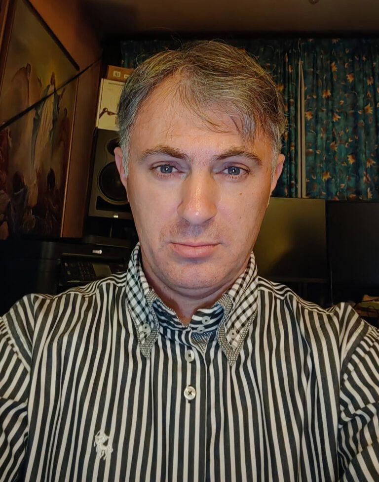 Elvis Krznarić predstavlja novi singl “Ne volim jesen”