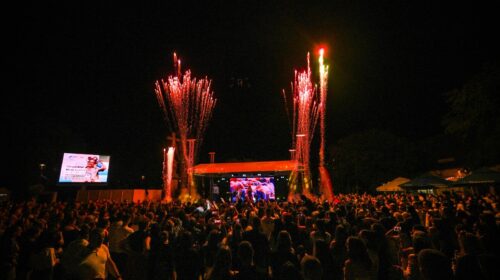 VRŠAC EKSPLODIRAO OD ENERGIJE: Dara Bubamara i Ivana Boom Nikolić napravile šou, Iva Grujin dočekana kao kraljica u svom gradu!